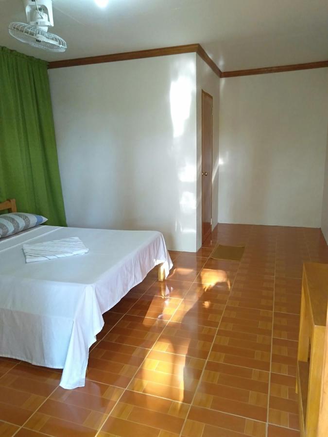 Gold Star Inn Siquijor Exterior photo